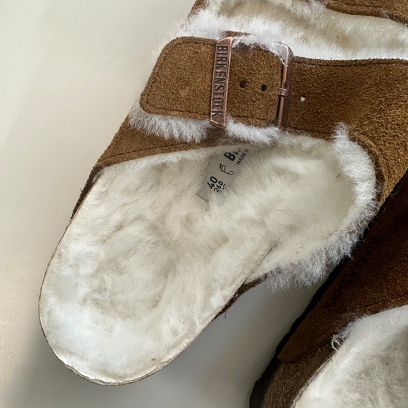 BRAND NEW Birkenstock Arizona Shearling Suede Leather in Mink Shoes - Picture 4 of 5